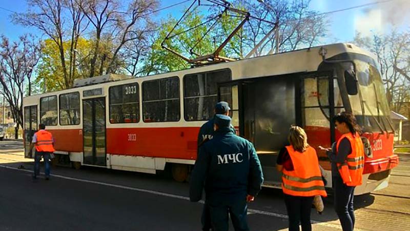 V-Donetske-zagorelsya-tramvay---Done`lektroavtotrans--.jpg